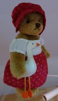 /album/marchenteddy-gansemagd-pohadkovy-teddy-husopaska-teddy-hermann-hirschaid-nemecko-sberatelsky-teddy-katalogove-cislo-11851-0/gansemagd-husopaska-teddy-hermann-hirschaid-sberatelsky-medvidek-limitovany-nemecky-maco-kloubovy-moherovy-panenkov-R-2-jpg/